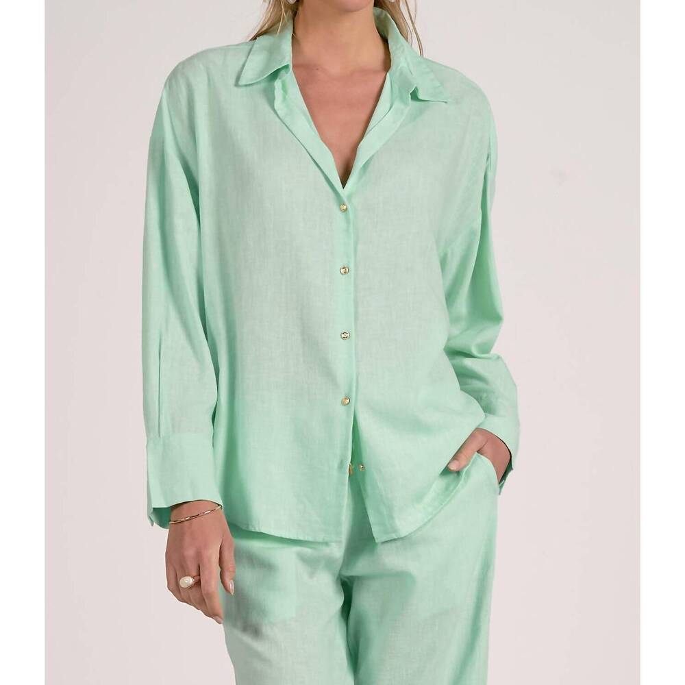 NEW ELAN long sleeve button up shirt in mint